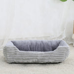 Cama para cão gato animal de estimação quadrado casil de pelúcia médio pequeno cão sofá cama almofada pet calmante cama do cão casa suprimentos para animais de estimação acessórios